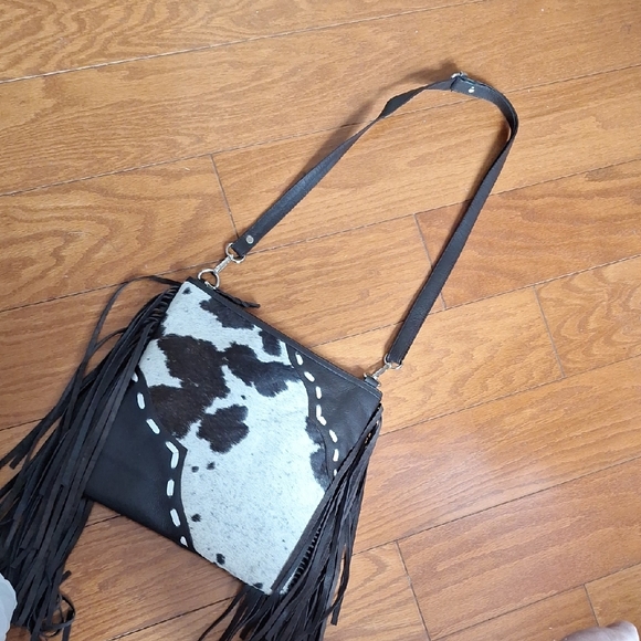 Classy COWGIRL Fringe Black and White Shoulder Bag